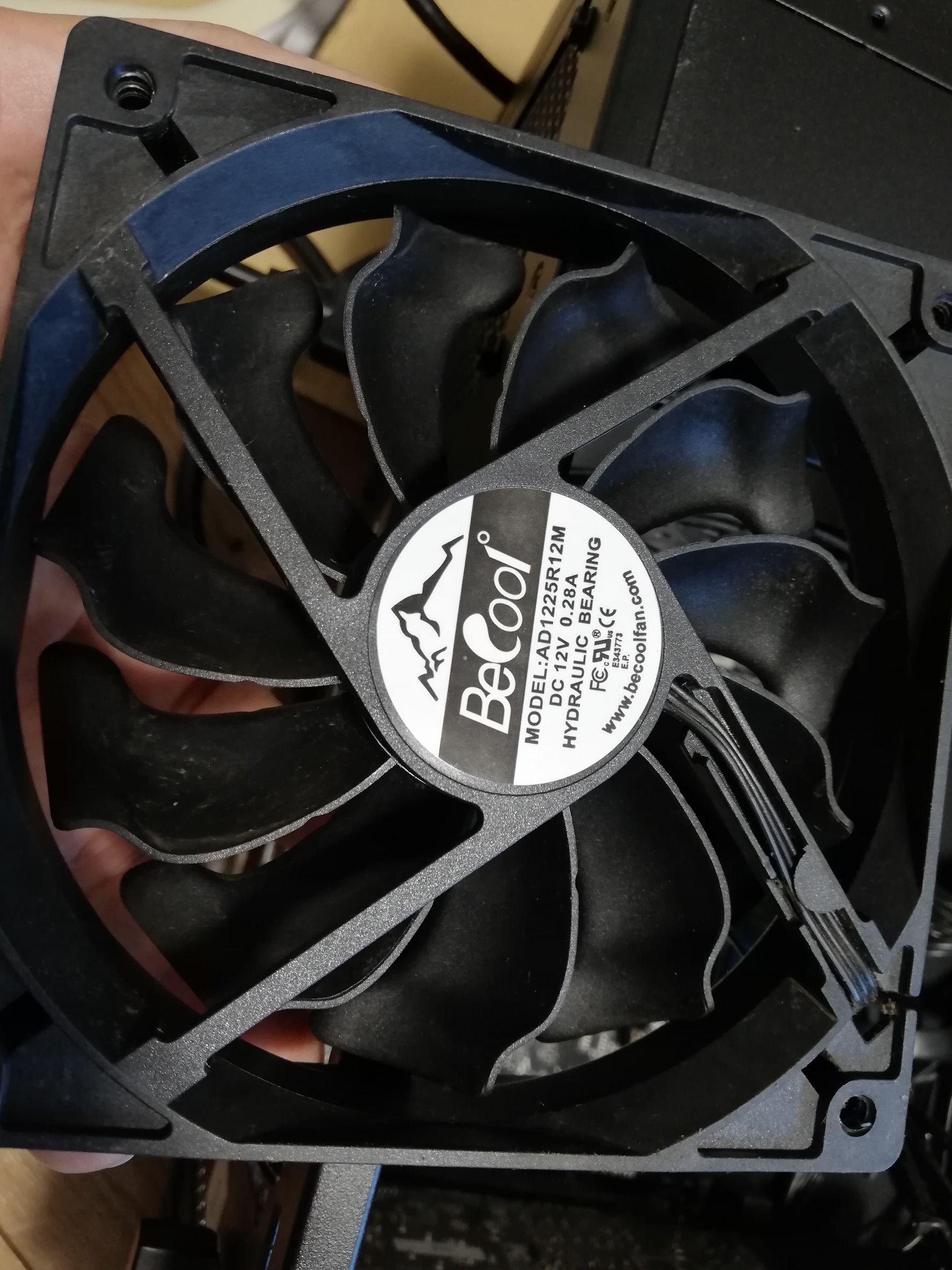 パソコンのファン　埃　掃除後