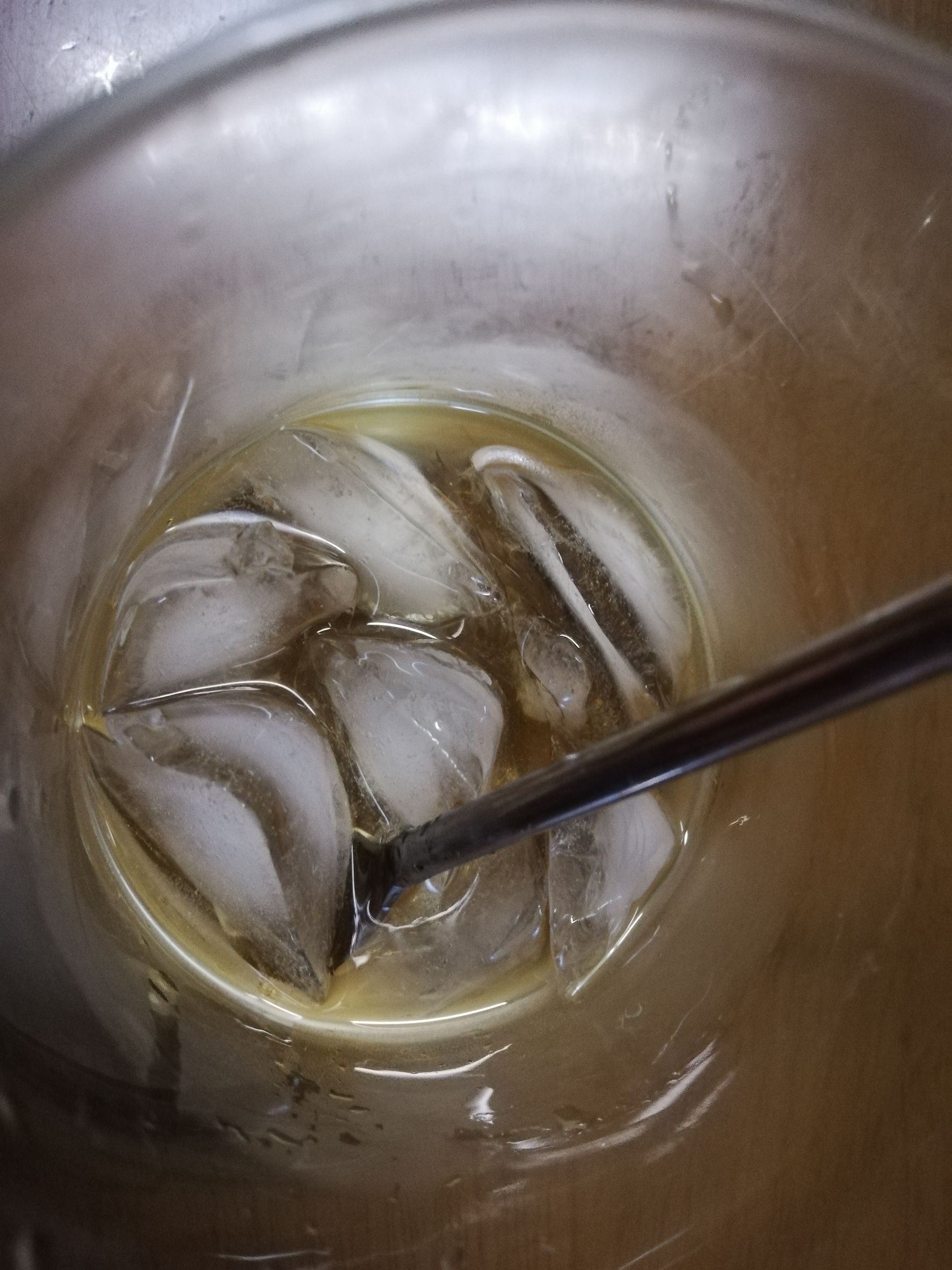 冷凍ウイスキー ハイボール ウイスキーが先